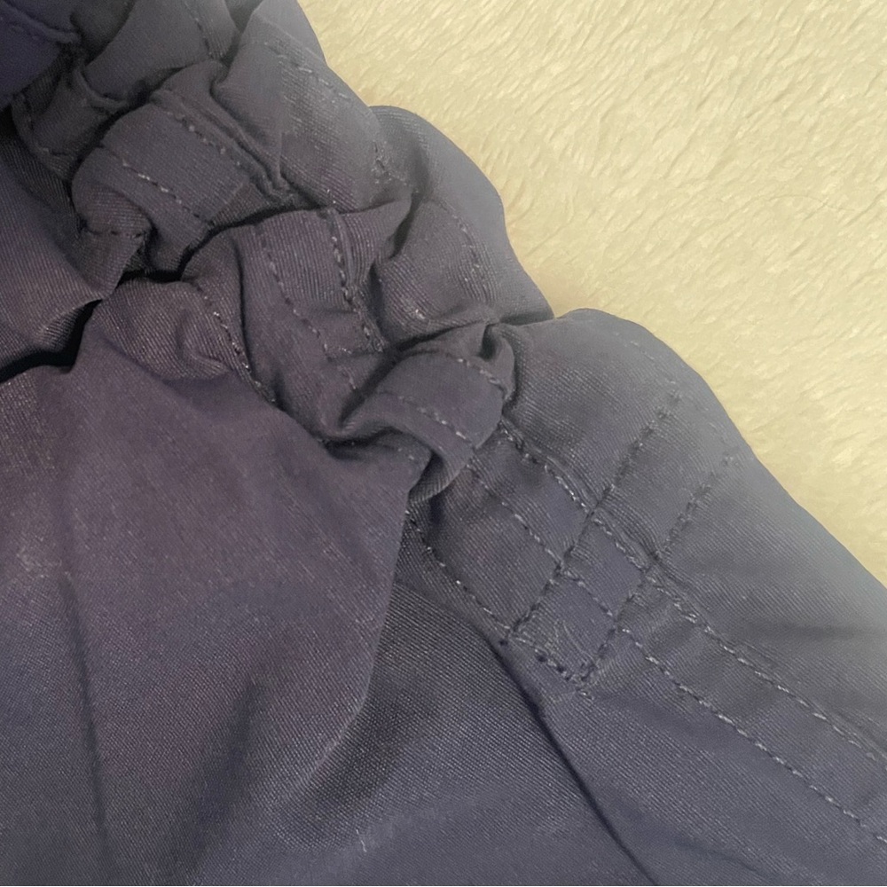EDDIE BAUER CAPRI PANTS - Picture 3 of 4